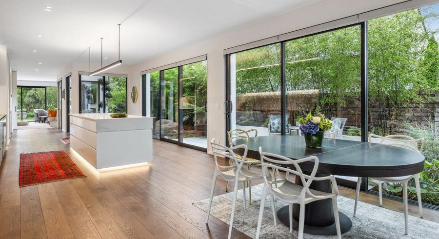  at 16B Daresbury Lane, Fendalton, Christchurch City, Canterbury