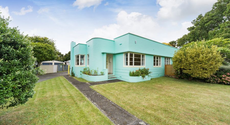  at 11 Savage Crescent, West End, Palmerston North, Manawatu / Whanganui
