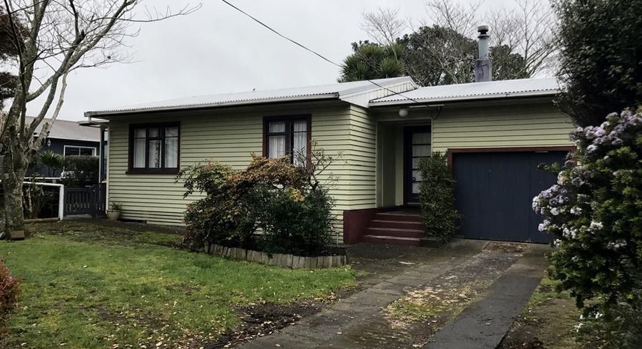  at 13D York Crescent, Westown, New Plymouth