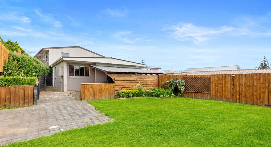  at 8B Lincoln Terrace, Gate Pa, Tauranga
