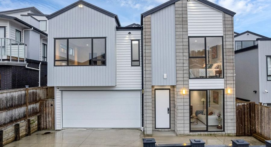  at 12 Greenstead Close, Flat Bush, Manukau City, Auckland