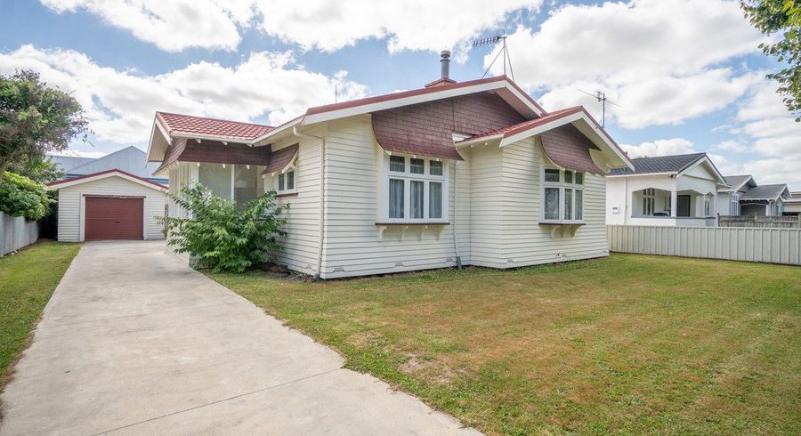  at 19 South Street, West End, Palmerston North, Manawatu / Whanganui