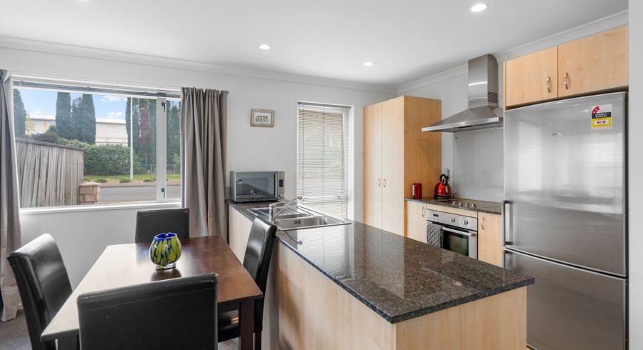  at 1/335 Main South Road, Hornby, Christchurch City, Canterbury