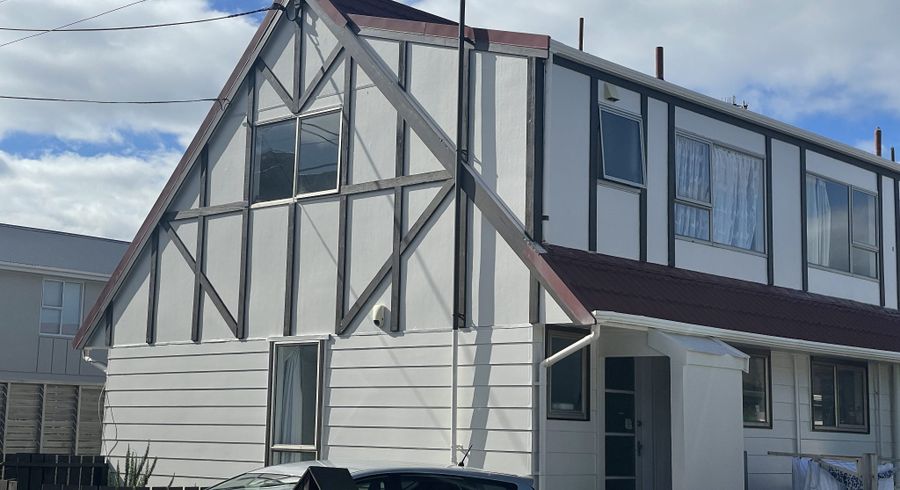  at 1/133 Queens Drive, Lyall Bay, Wellington, Wellington