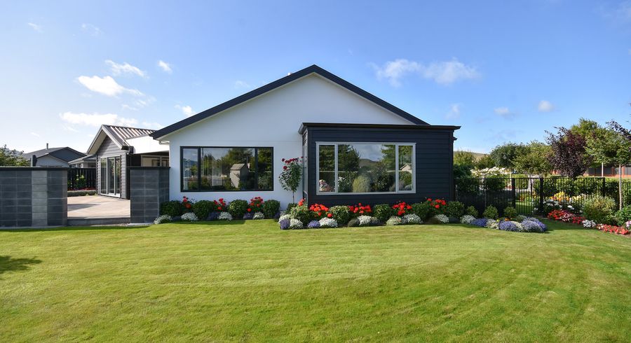  at 14 Hagart-Alexander Drive, Mosgiel, Mosgiel