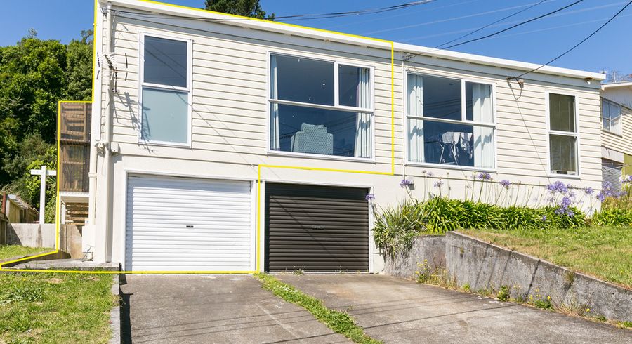  at 1/25 Omega Street, Newlands, Wellington