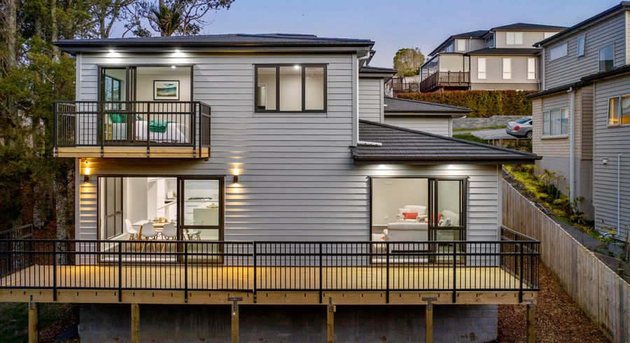  at 44 Dawood Place, The Gardens, Auckland
