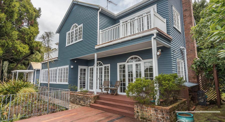  at 467 Scenic Drive, Waiatarua, Auckland