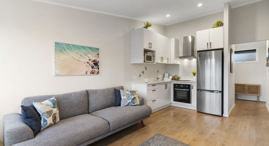  at 7/11 Don Croot Street, Western Springs, Auckland