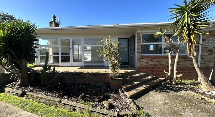  at 6  Dolphin Street, Pakuranga, Manukau City, Auckland