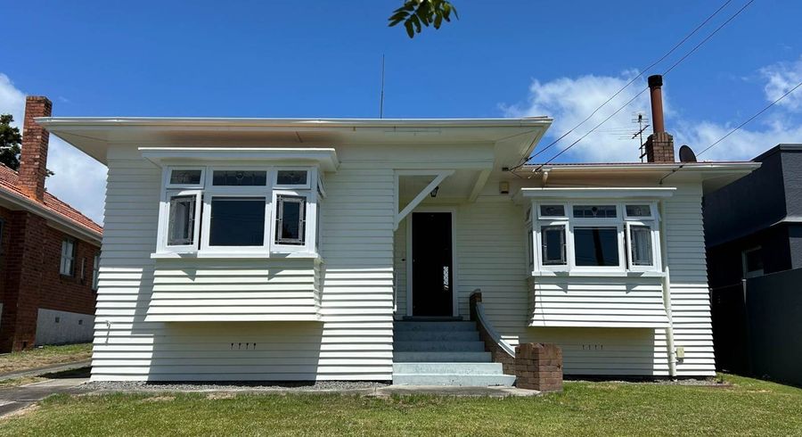  at 6 Westmere Park Avenue, Westmere, Auckland City, Auckland