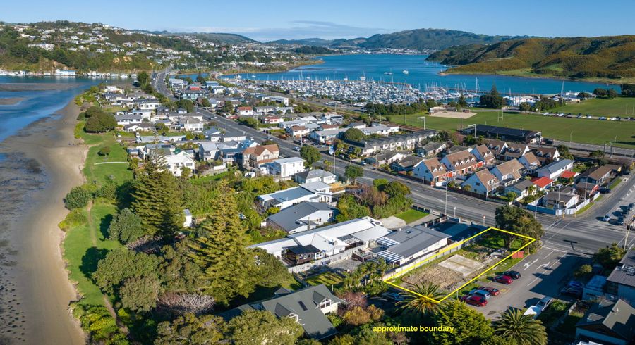  at 60 Mana Esplanade, Paremata, Porirua