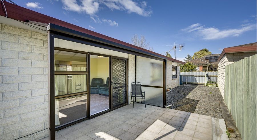  at 2/52 Avondale Road, Taradale, Napier, Hawke's Bay