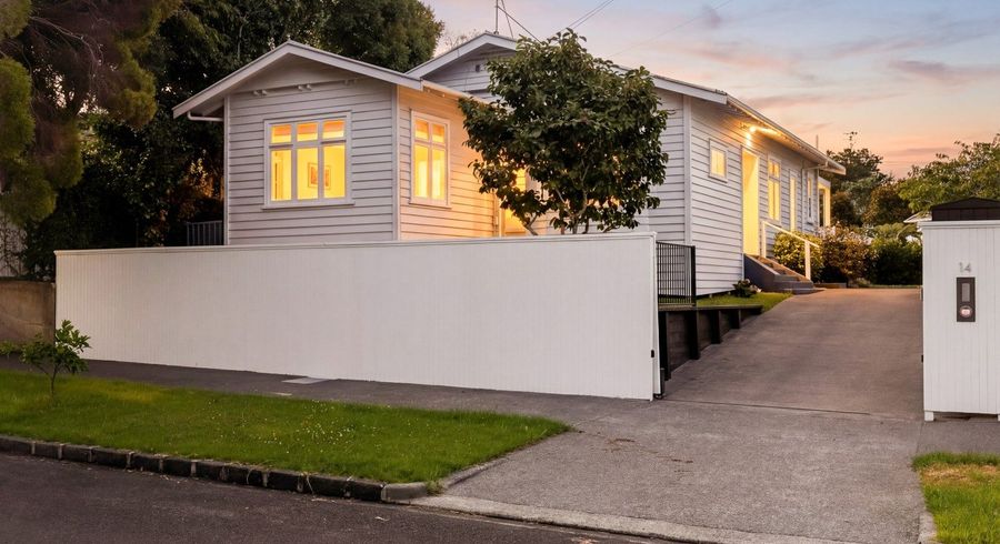  at 14 Oliver Street, Point Chevalier, Auckland City, Auckland