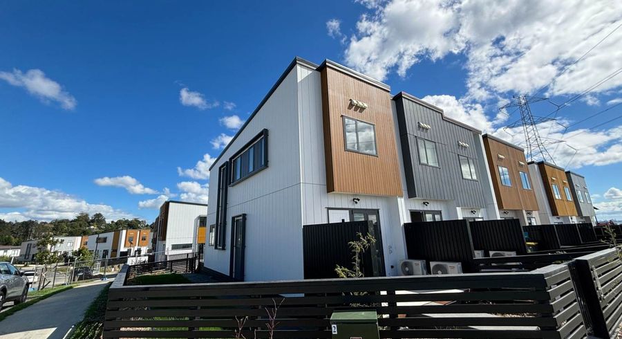  at 42 Long George Drive, Flat Bush, Manukau City, Auckland