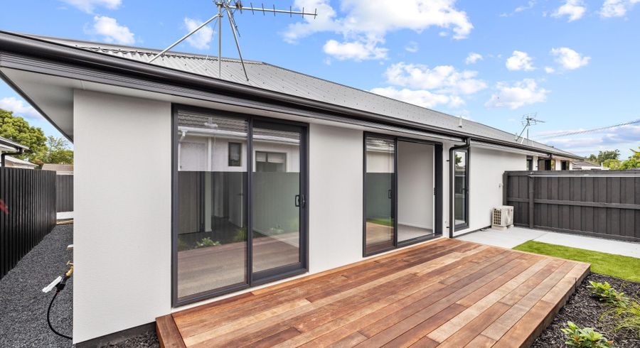  at 2/7 Cossar Street, Burwood, Christchurch City, Canterbury