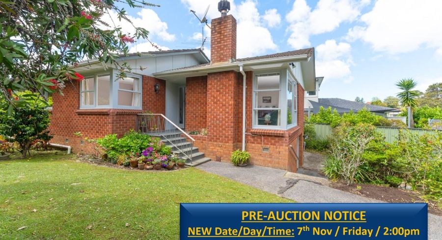  at 57 Castleford Street, Green Bay, Auckland