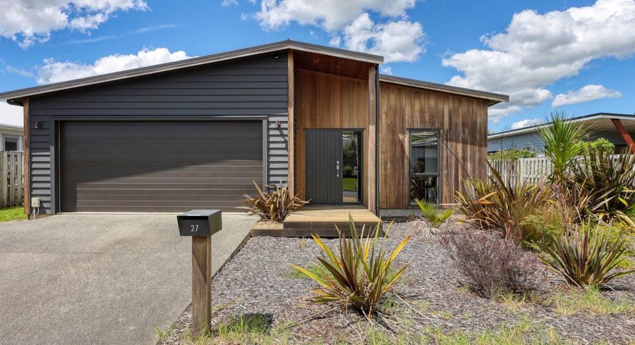  at 27 Longview Street, Mangawhai