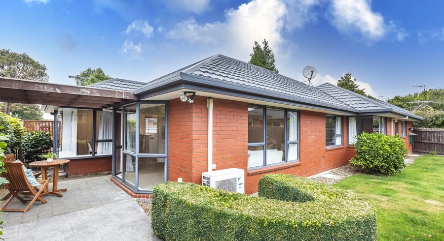  at 1/129 Avonhead Road, Avonhead, Christchurch