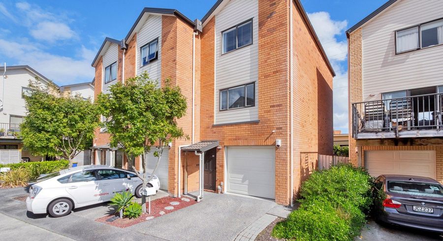  at 227/172 McLeod Road, Te Atatu South, Waitakere City, Auckland
