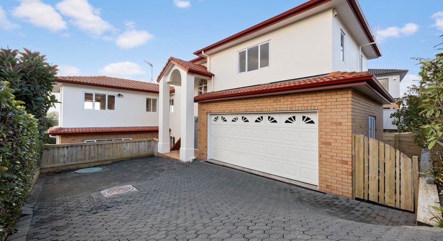  at 38 Carlton Street, Hillsborough, Auckland