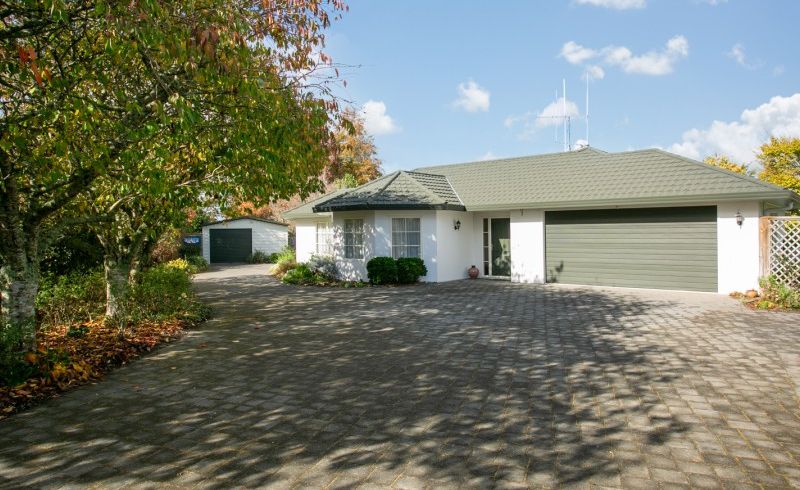  at 45 The Oaks Drive, Leamington, Cambridge