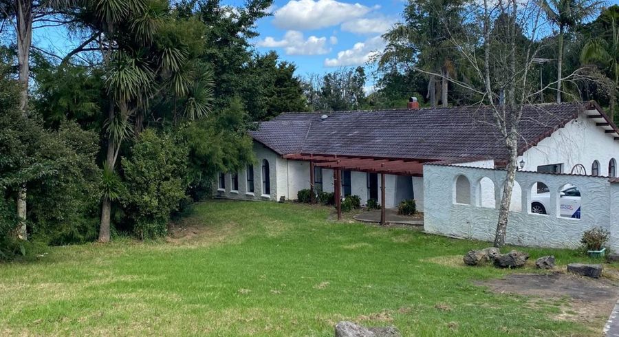  at 27 Gracechurch Drive, Flat Bush, Auckland