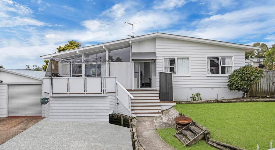  at 8  Malvina Place, Bucklands Beach, Manukau City, Auckland