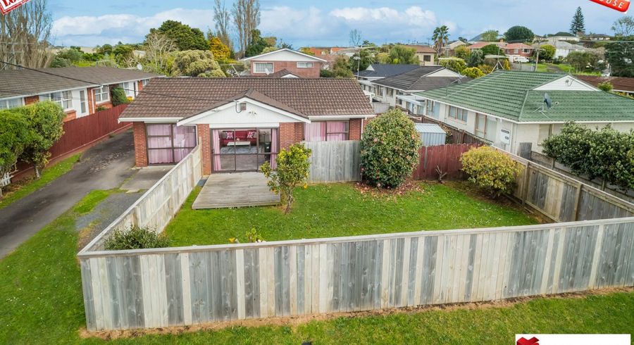  at 1/20 Alma Road--Viewing--On Sat 20th Dec at 12:40-1:00pm, Milford, North Shore City, Auckland