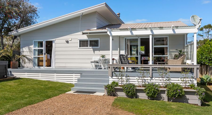  at 8 Hartley Avenue, Onetangi, Waiheke Island