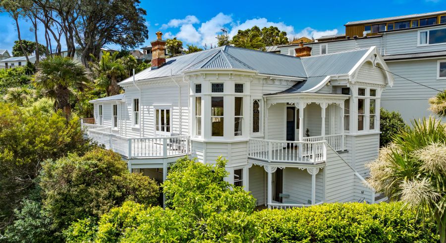  at 4 Hinemoa Terrace, Birkenhead, North Shore City, Auckland