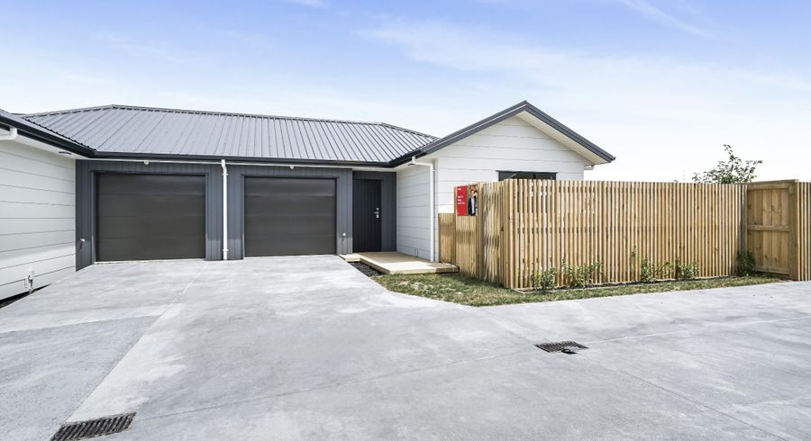  at 2/10 Michael Avenue, Dinsdale, Hamilton, Waikato
