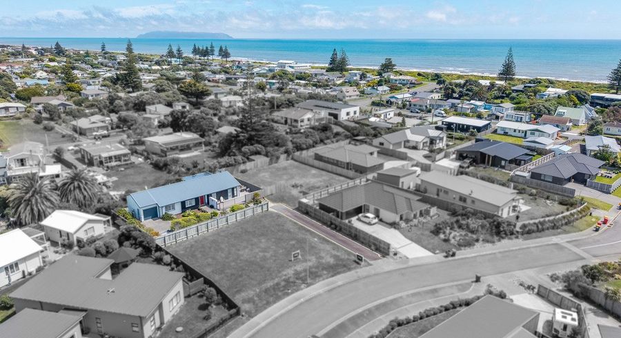  at 45 Seagrass Place, Otaki Beach, Kapiti Coast, Wellington