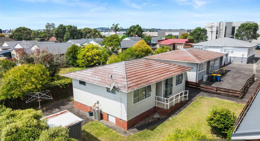  at 3/36 Delta Avenue, New Lynn, Auckland