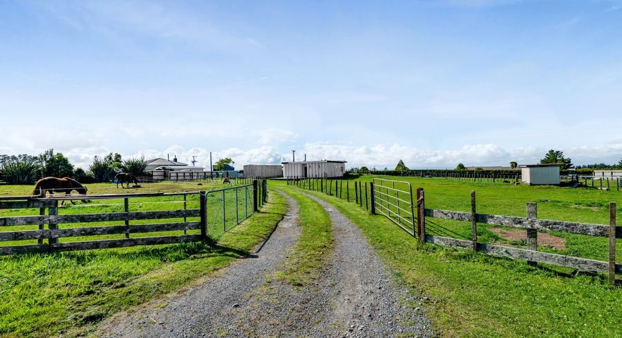  at 426 Cardiff Road, Pembroke, Stratford