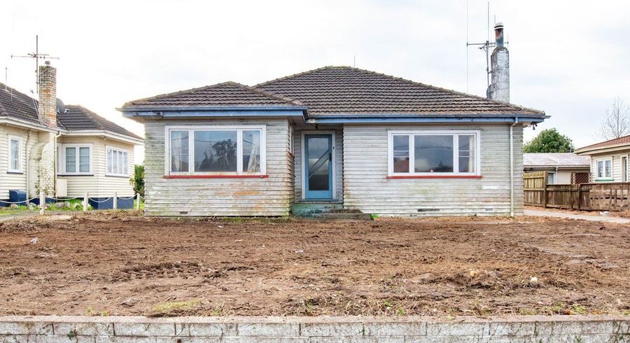 at 15 Fifth Avenue, Enderley, Hamilton, Waikato