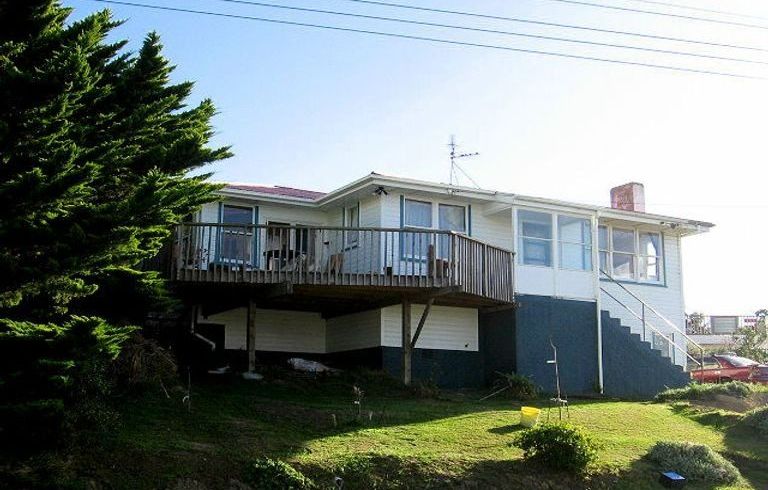  at 39  Hiwi Crescent, Titahi Bay, Porirua, Wellington