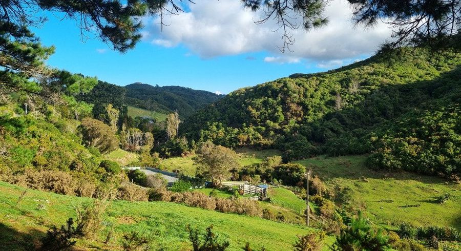  at 186 Stratton Street, Normandale, Lower Hutt, Wellington