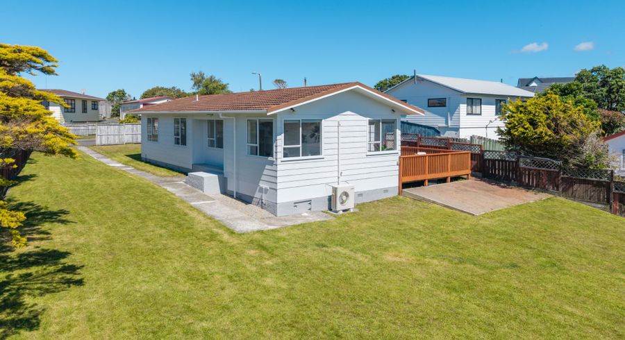  at 4 Maraval Crescent, Grenada Village, Wellington, Wellington