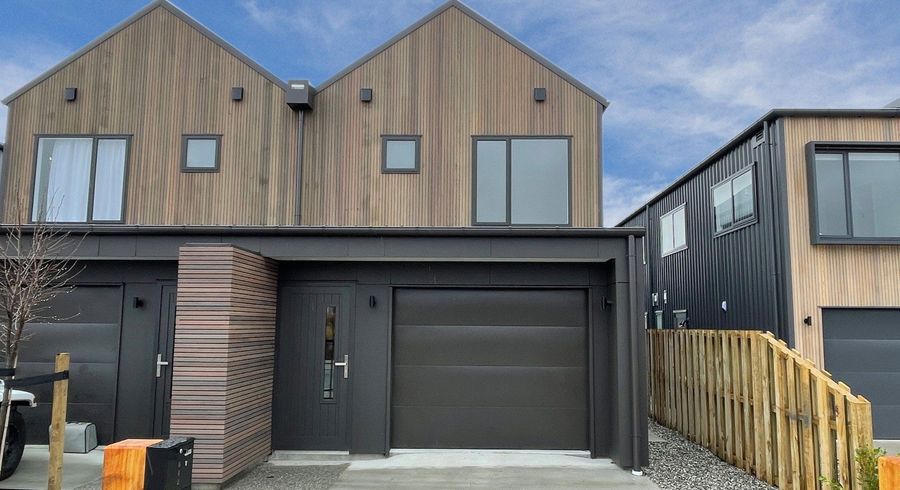  at 16 Glenavon Green, Wanaka