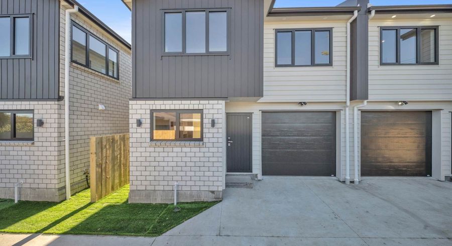  at 2/71 Wallace Road, Papatoetoe, Manukau City, Auckland