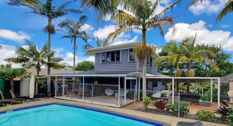  at 39 Stanaway Street, Hillcrest, Auckland