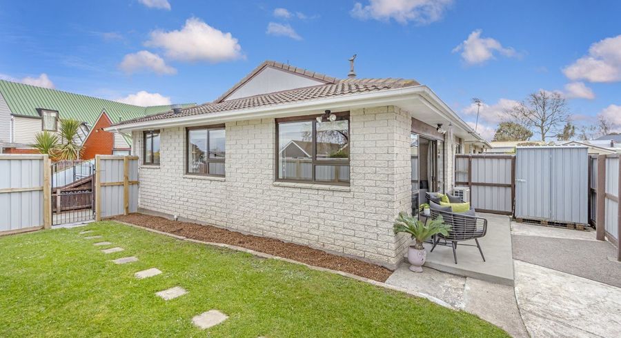  at 1/4 Bencard Place, Hoon Hay, Christchurch City, Canterbury