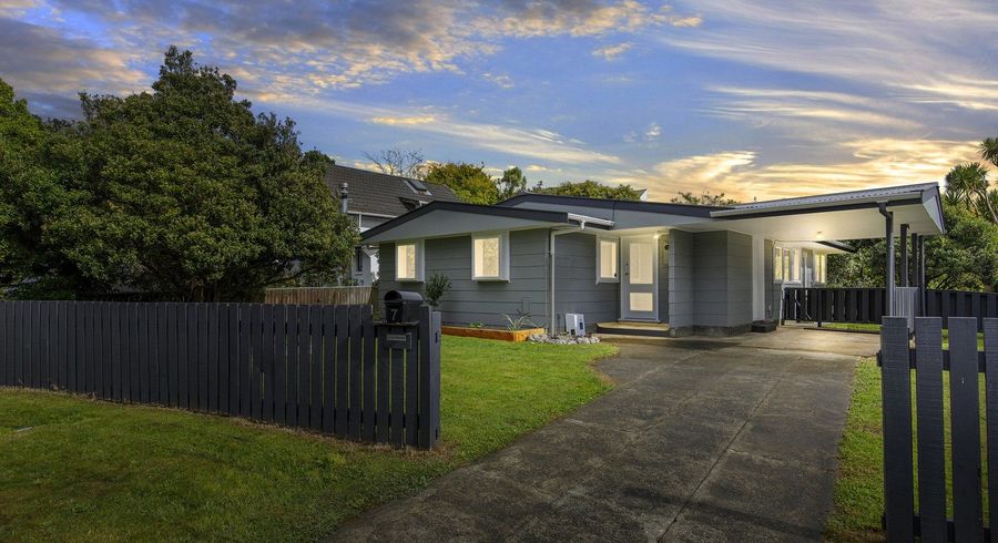  at 7 Dunsandel Grove, Silverstream, Upper Hutt, Wellington