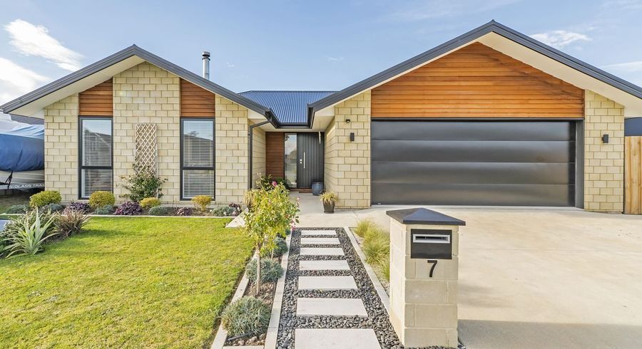  at 7 Cherry Avenue, Darfield, Selwyn, Canterbury