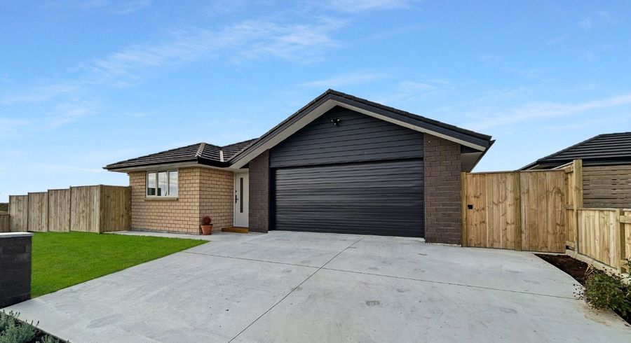  at 74 Atlantic Drive, Fitzherbert, Palmerston North, Manawatu / Whanganui