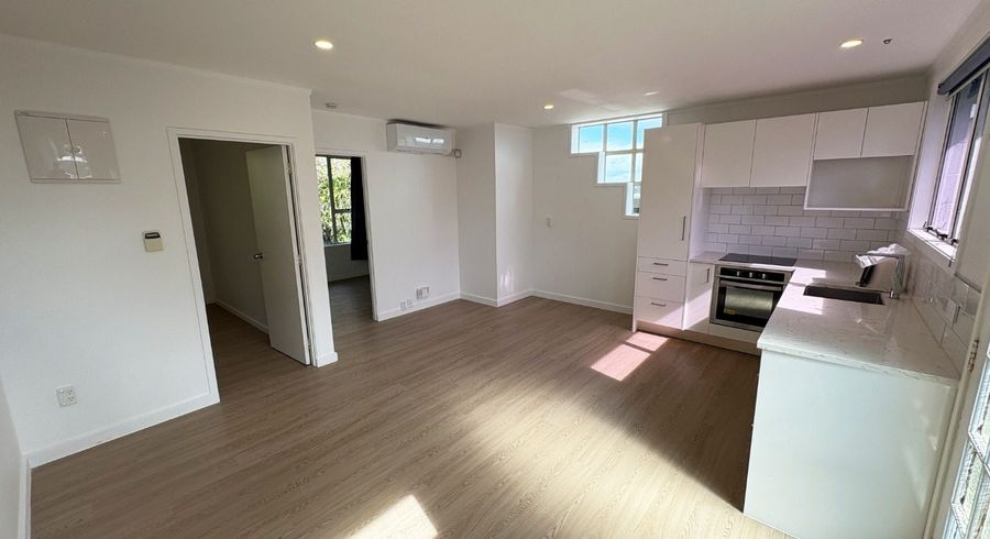  at 5/28 Saxon Street, Waterview, Auckland City, Auckland