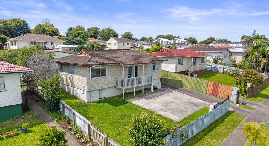  at 9 Palermo Place, Clover Park, Manukau City, Auckland