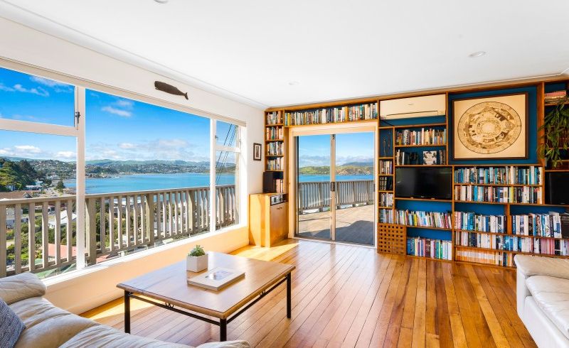  at 6 Gordon Road, Plimmerton, Porirua