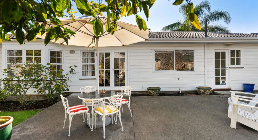  at 6 Adonis Place, Half Moon Bay, Manukau City, Auckland